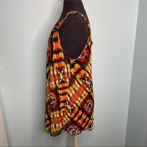 Avenue Blouse - Picture 2 of 8